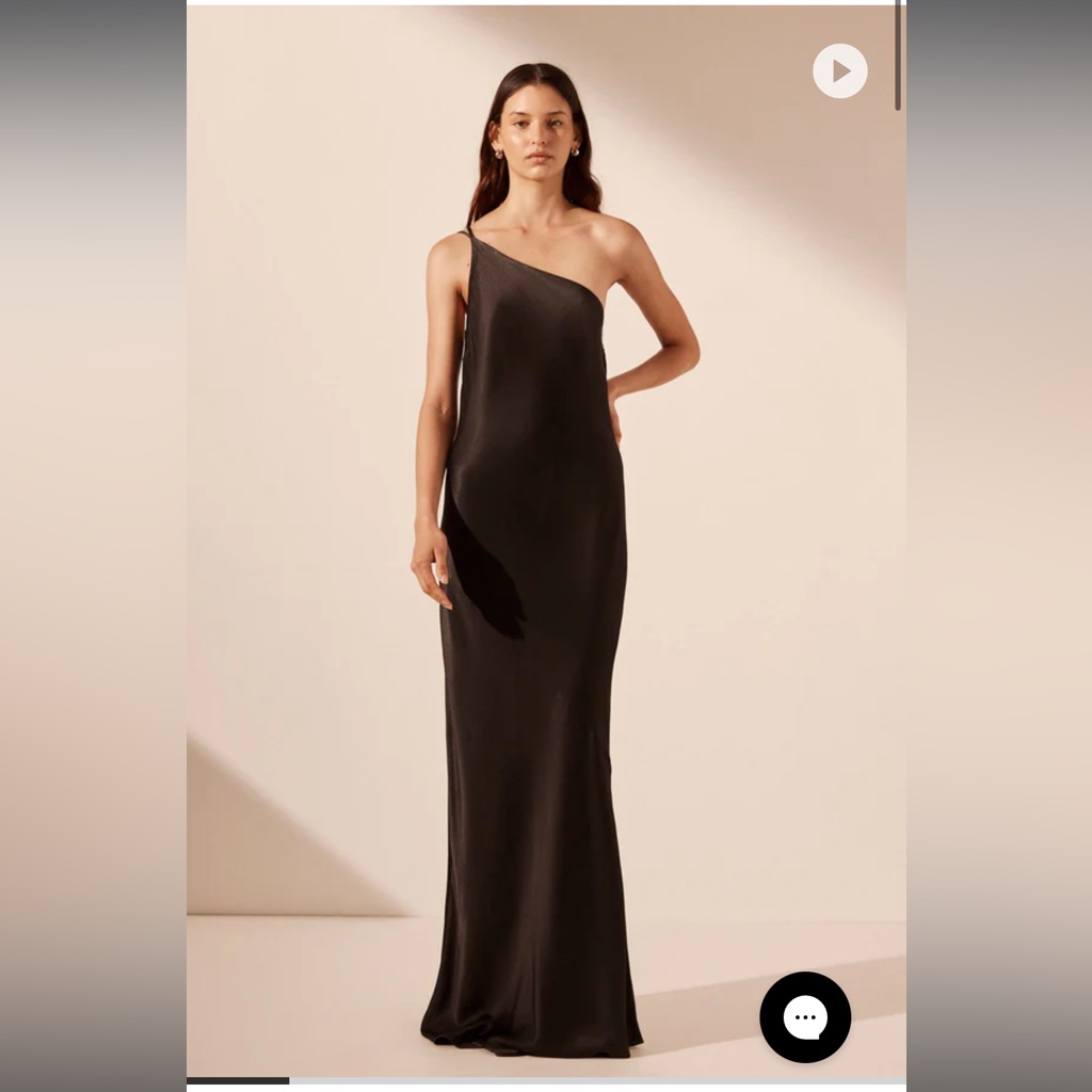 Shona Joy Black Cowl Back One-Shoulder Gown 6